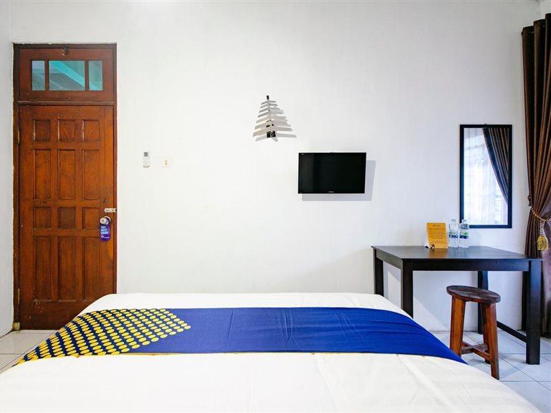Spot On 2107 Ijo Pupus Syariah Residence Baturetno المظهر الخارجي الصورة